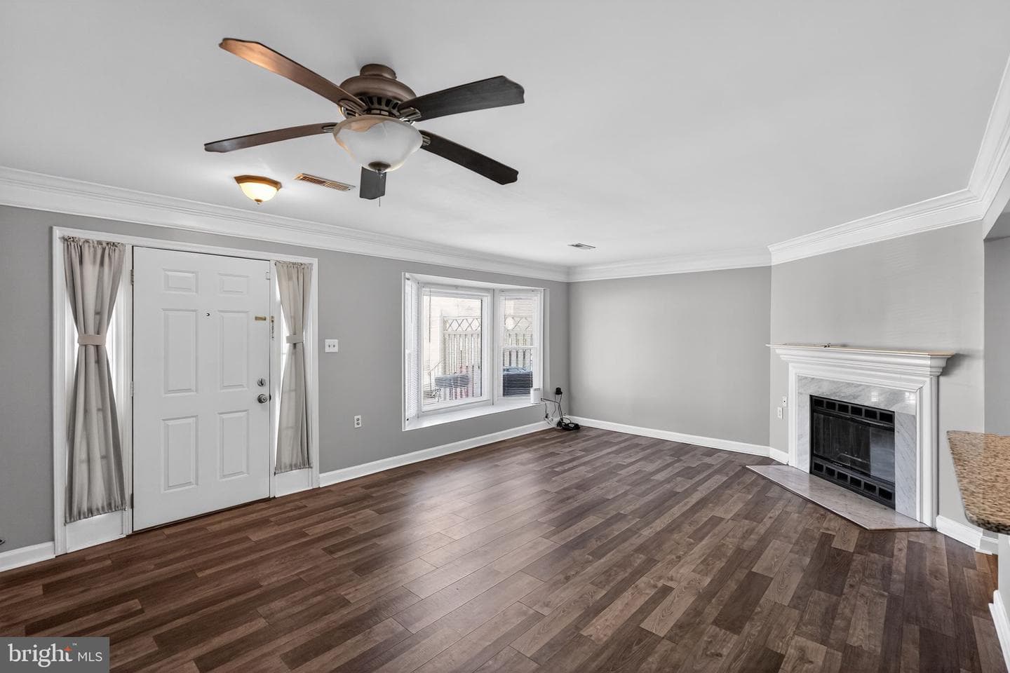 12125 Salemtown Drive photo 4