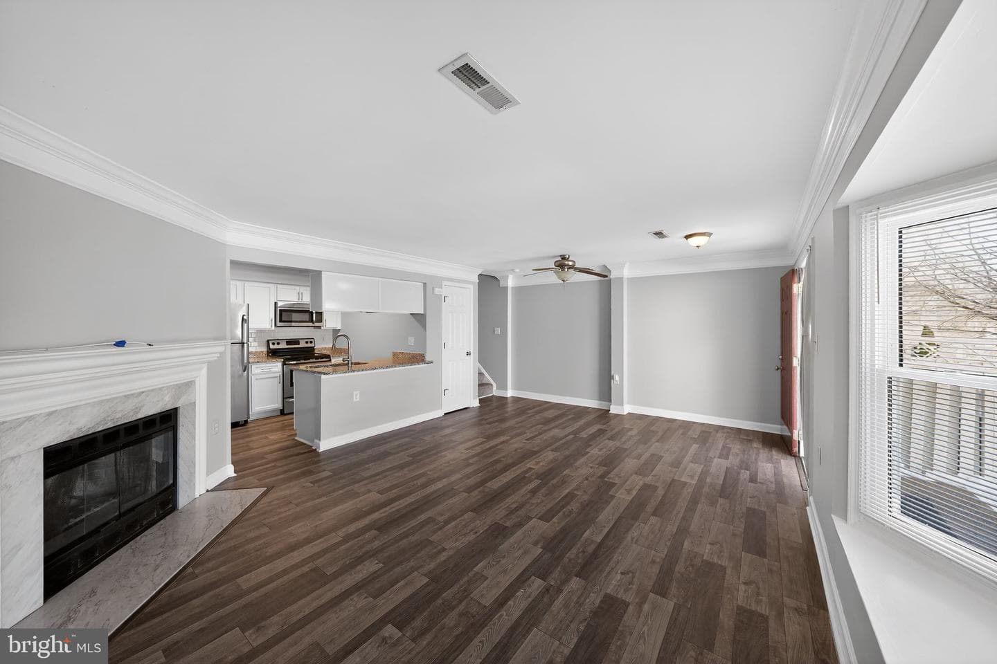 12125 Salemtown Drive photo 6