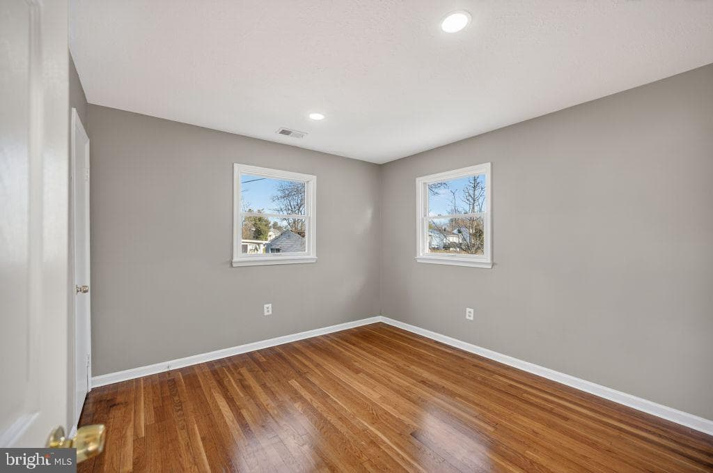 9503 Damascus Drive photo 19