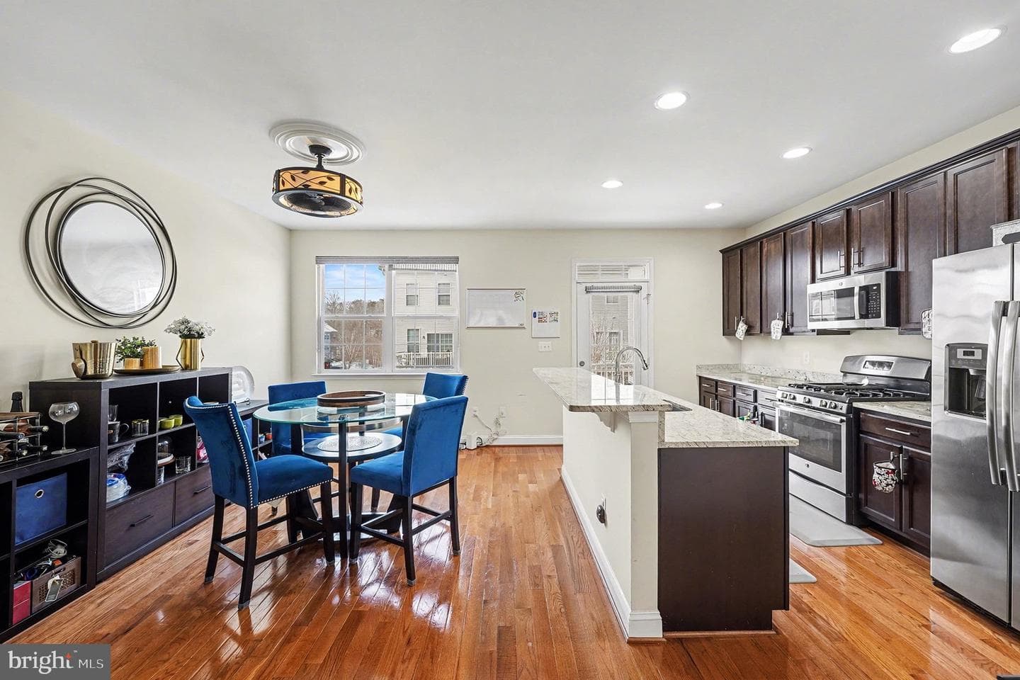 4440 Potomac Highlands Circle photo 11