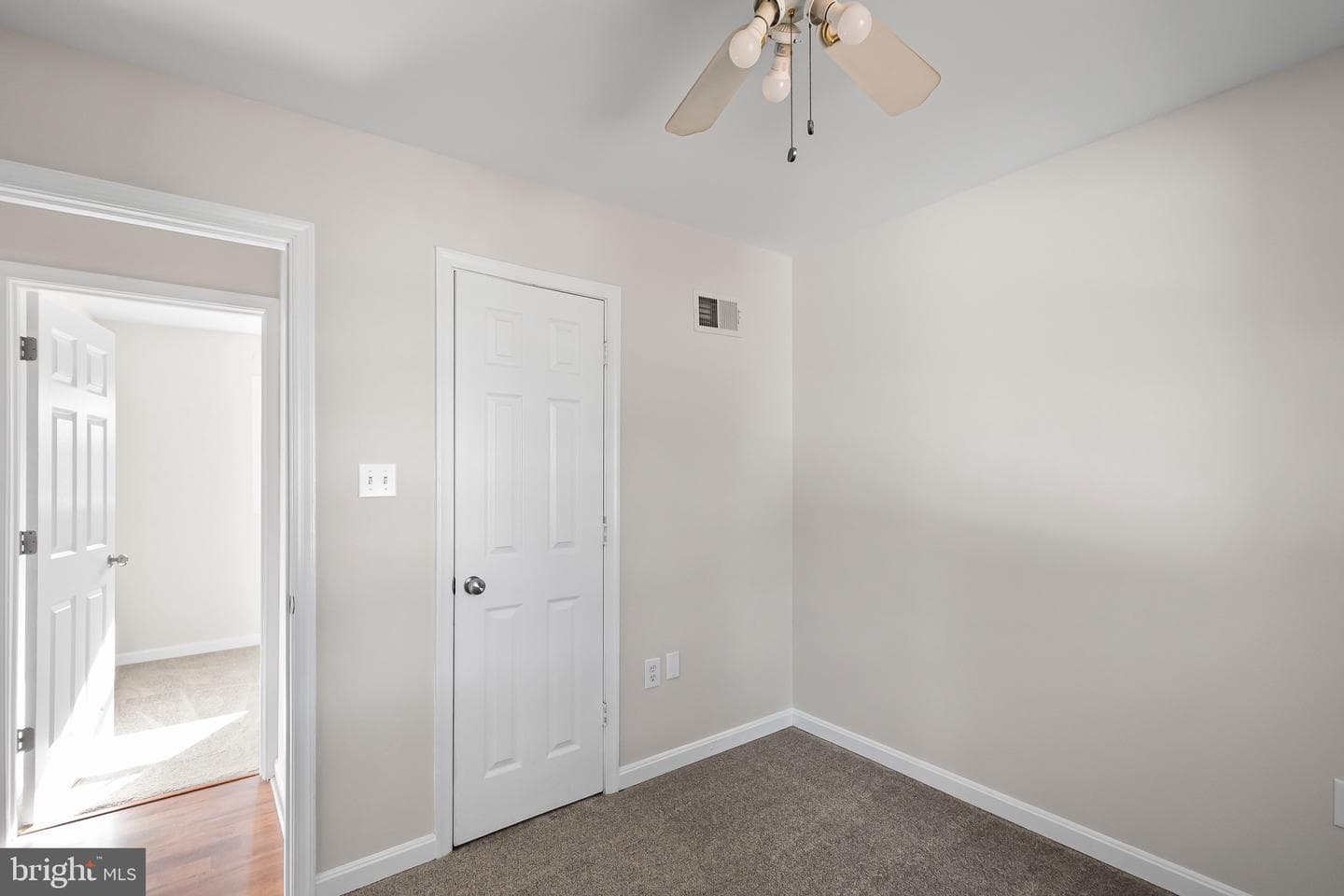4502 Kentmore Drive photo 16