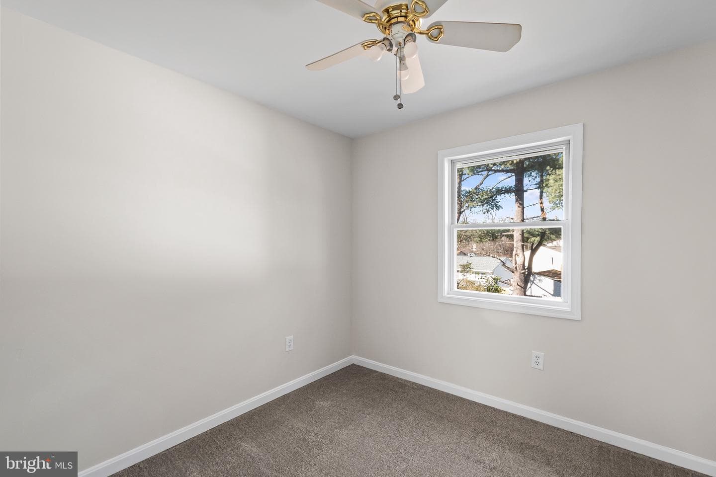4502 Kentmore Drive photo 18