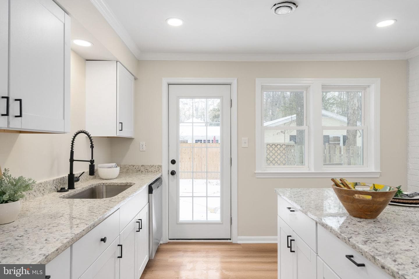 3234 Riverview Drive photo 9