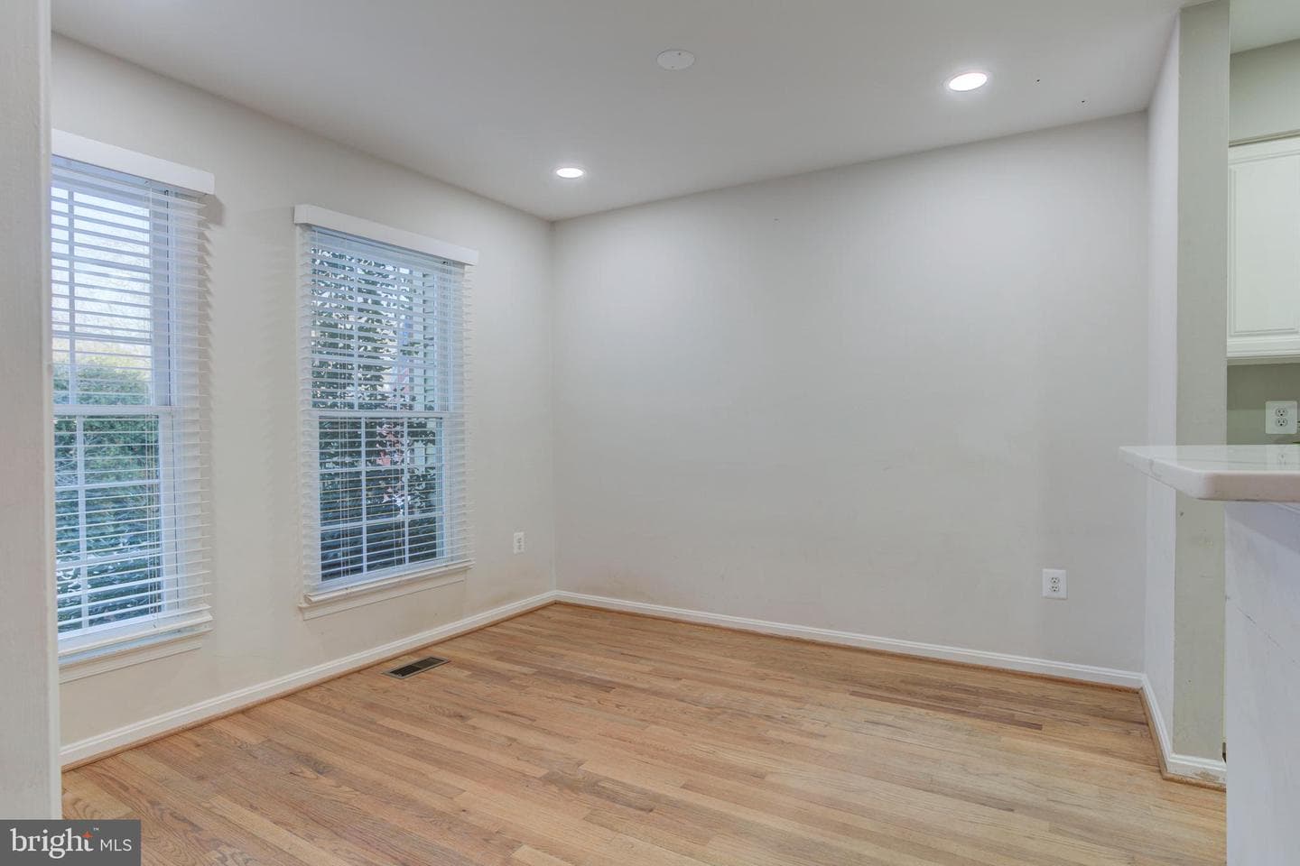 12460 Manchester Way photo 19