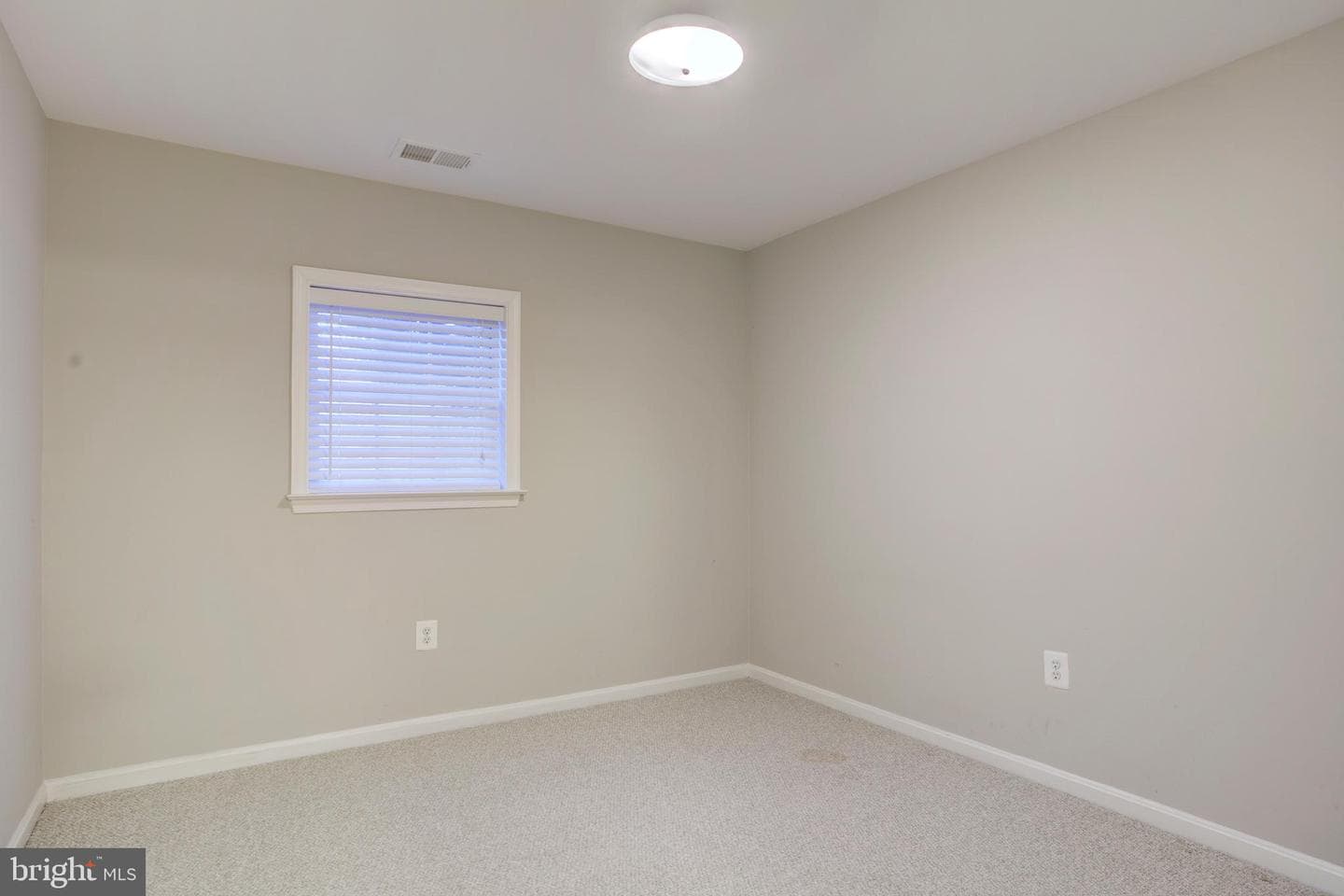 12460 Manchester Way photo 23