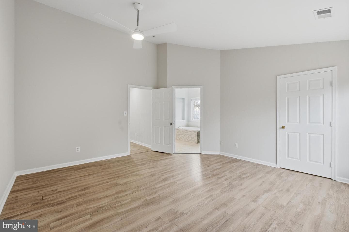 13217 Kinnicutt Drive photo 17