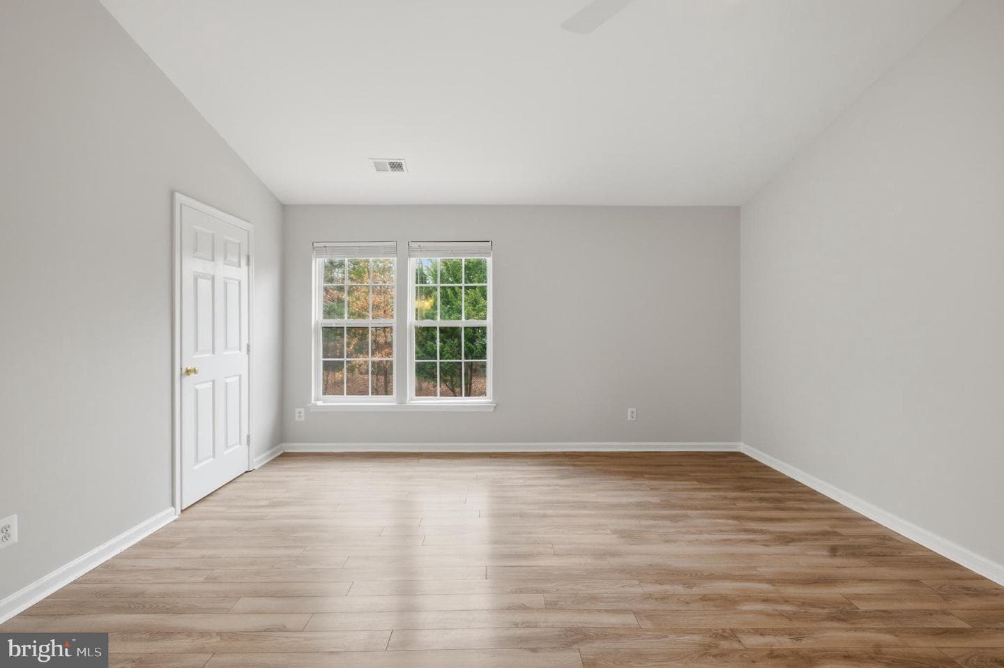 13217 Kinnicutt Drive photo 18