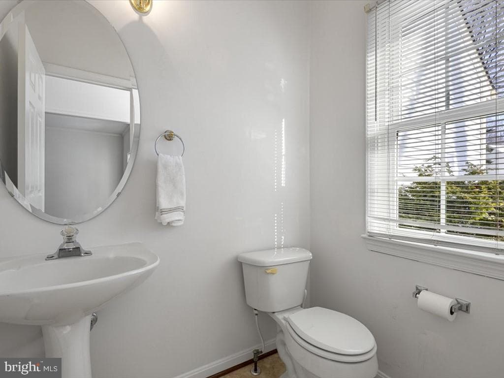 11920 Coloriver Road photo 8