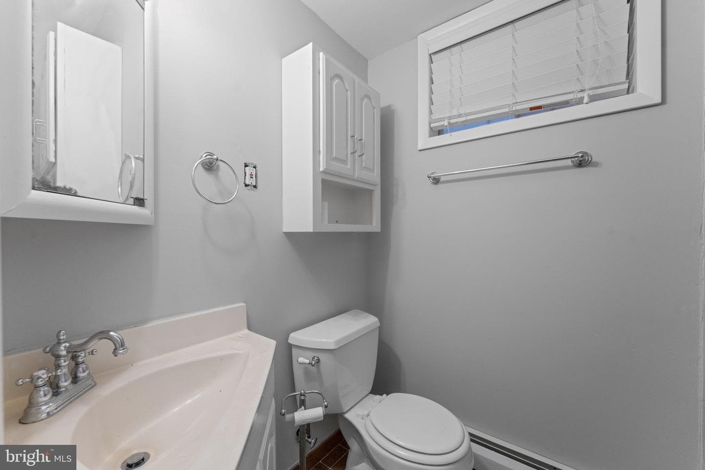 13200 Hawthorn Lane photo 10