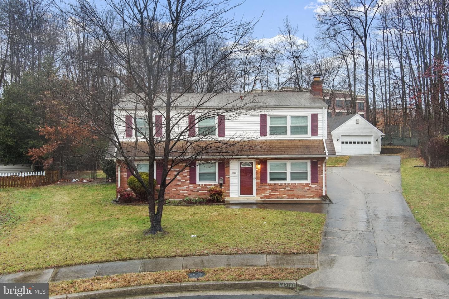 13200 Hawthorn Lane photo 43