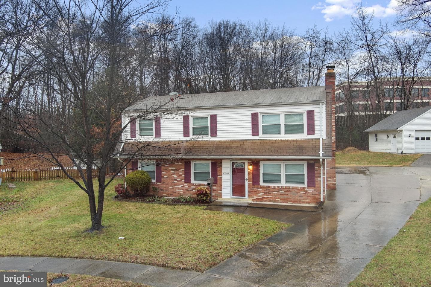 13200 Hawthorn Lane photo 45