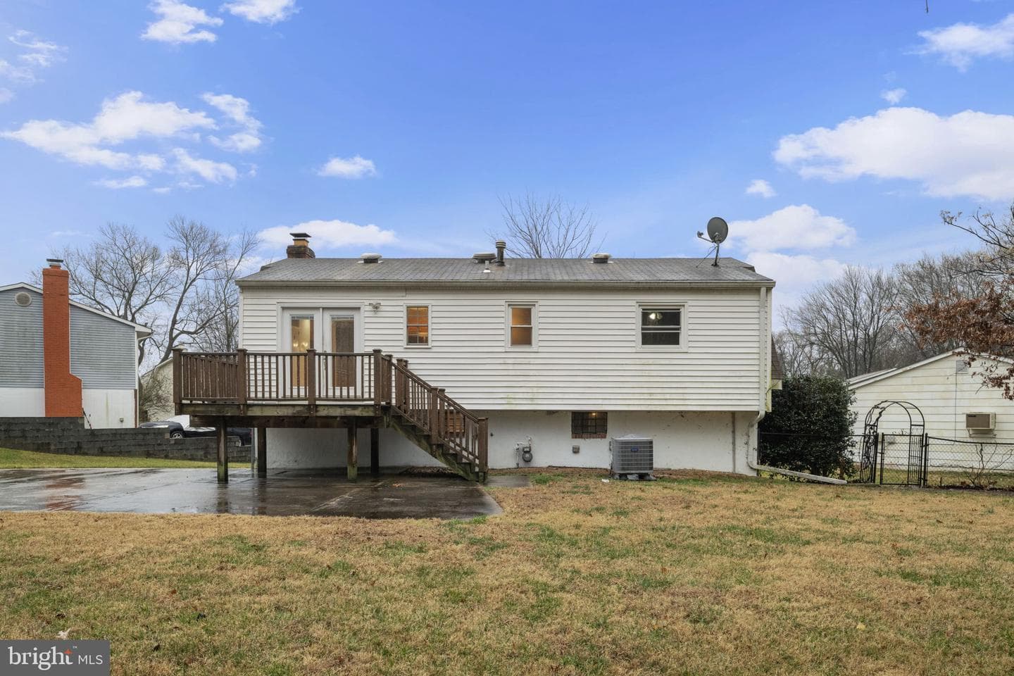 13200 Hawthorn Lane photo 46