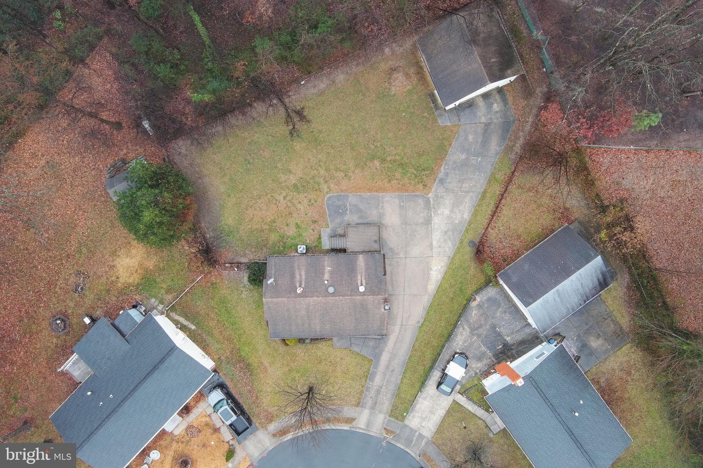 13200 Hawthorn Lane photo 48