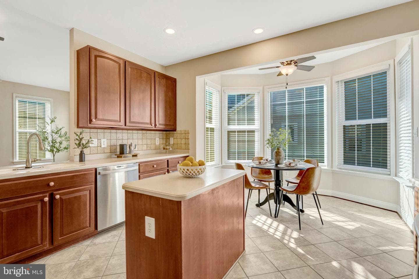 6331 Avington Place photo 15