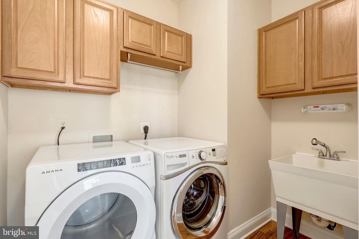 6331 Avington Place photo 23