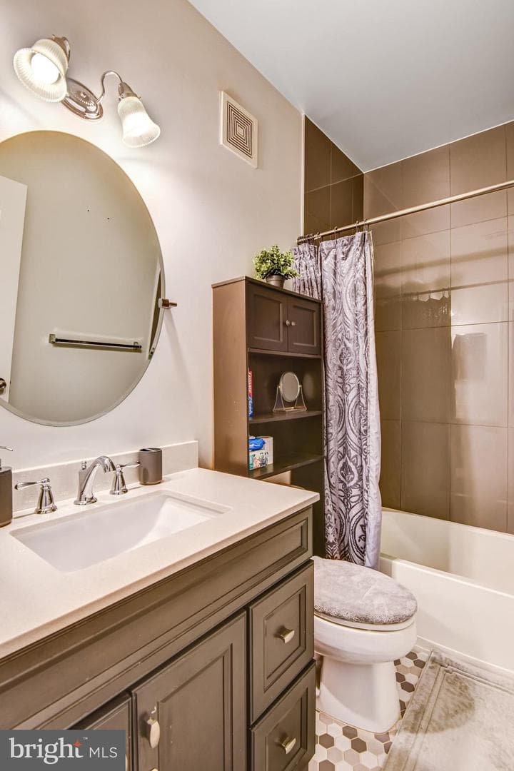 4112 Potomac Highlands Circle photo 23