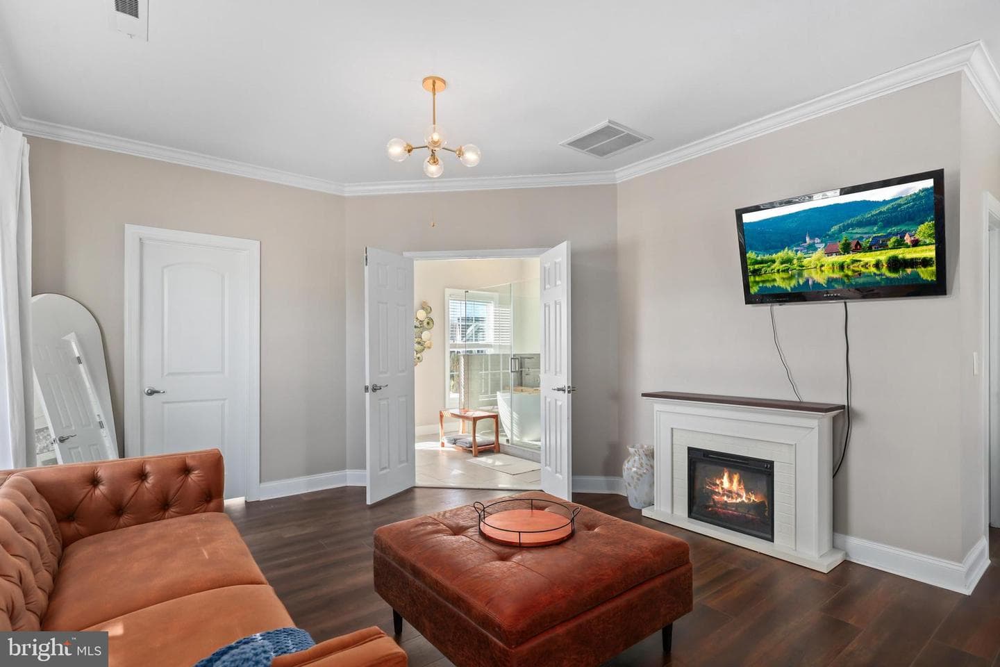 16128 Hinman Place photo 21