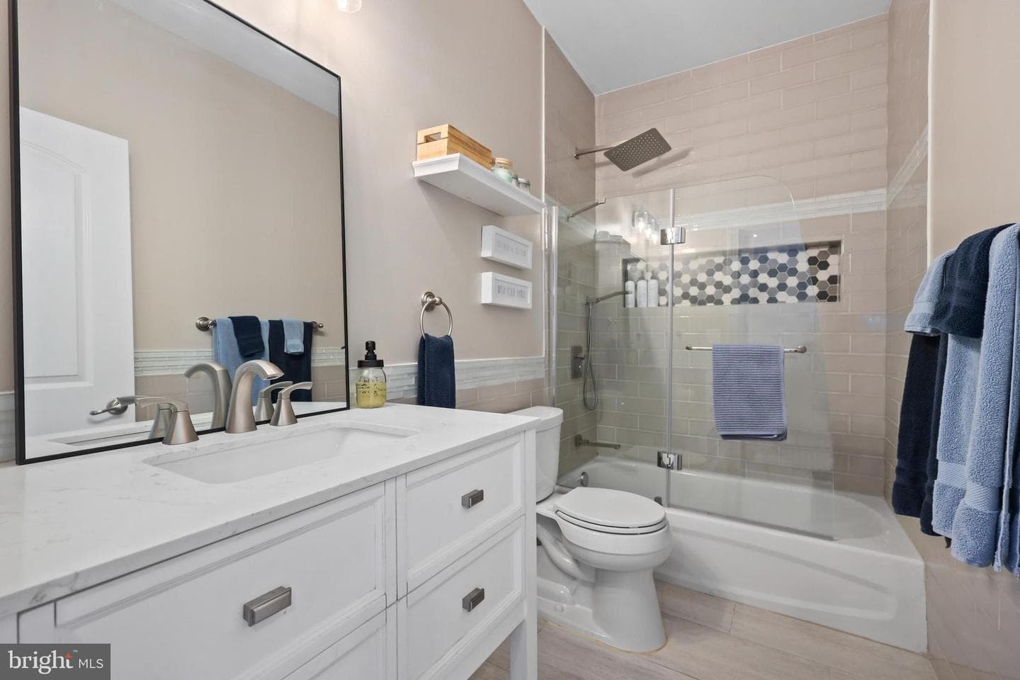 16128 Hinman Place photo 27