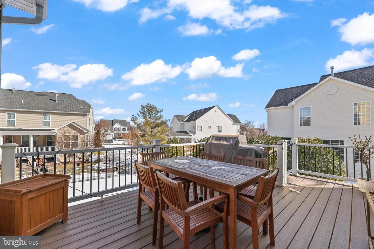 16128 Hinman Place photo 45