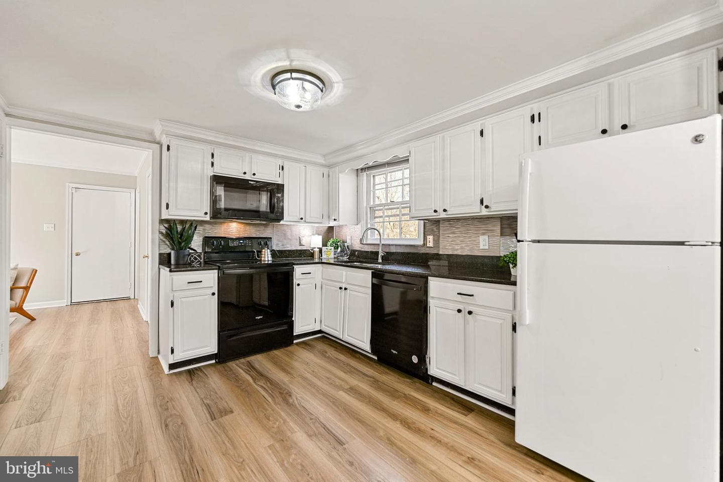 11969 Shorewood Court photo 7