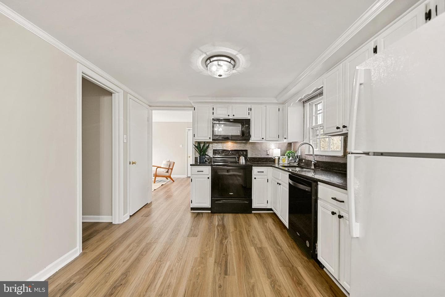 11969 Shorewood Court photo 8
