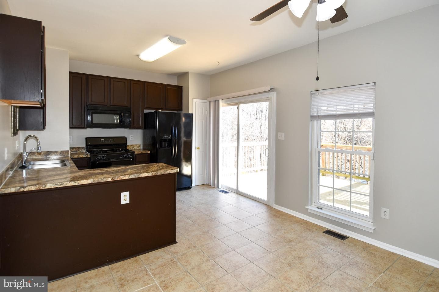 15719 Lansdale Place photo 14