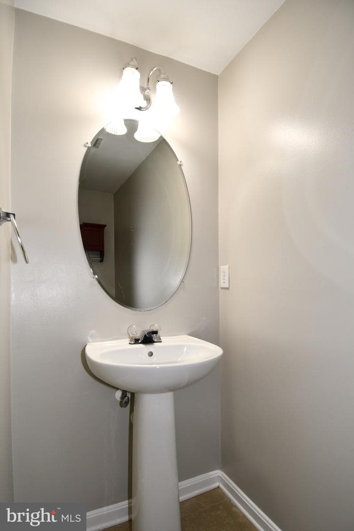 15719 Lansdale Place photo 36