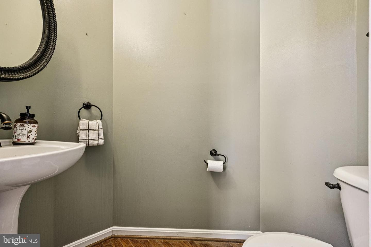 7785 Albert Myer Court photo 25