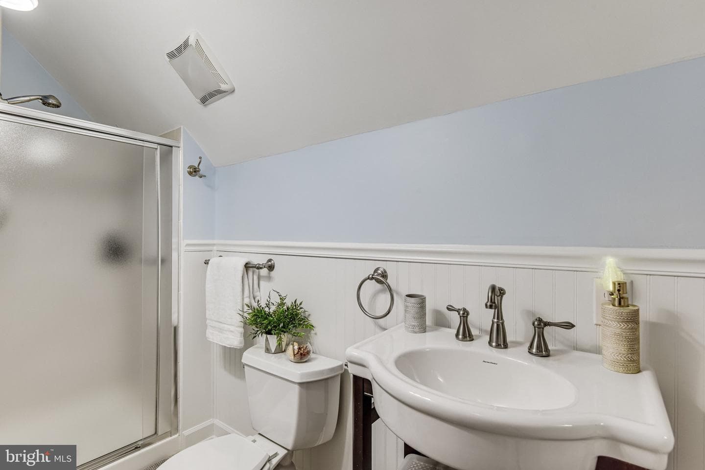 5767 Benford Drive photo 24