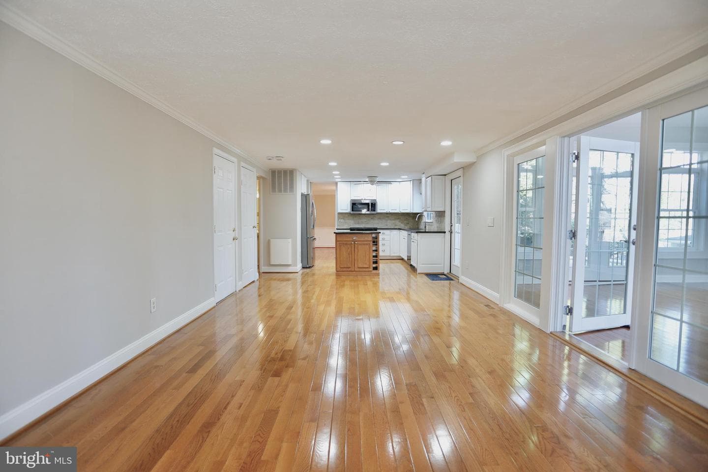 15511 Golf Club Drive photo 9