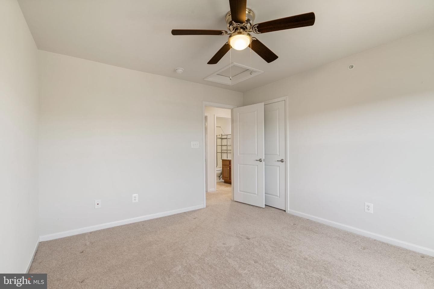 2044 Scarlet Pine Road photo 35