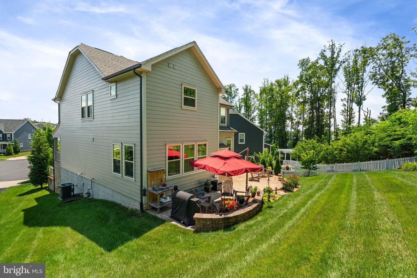 2044 Scarlet Pine Road photo 58