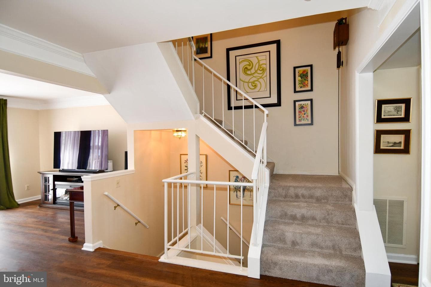 2697 McGuffeys Court photo 21