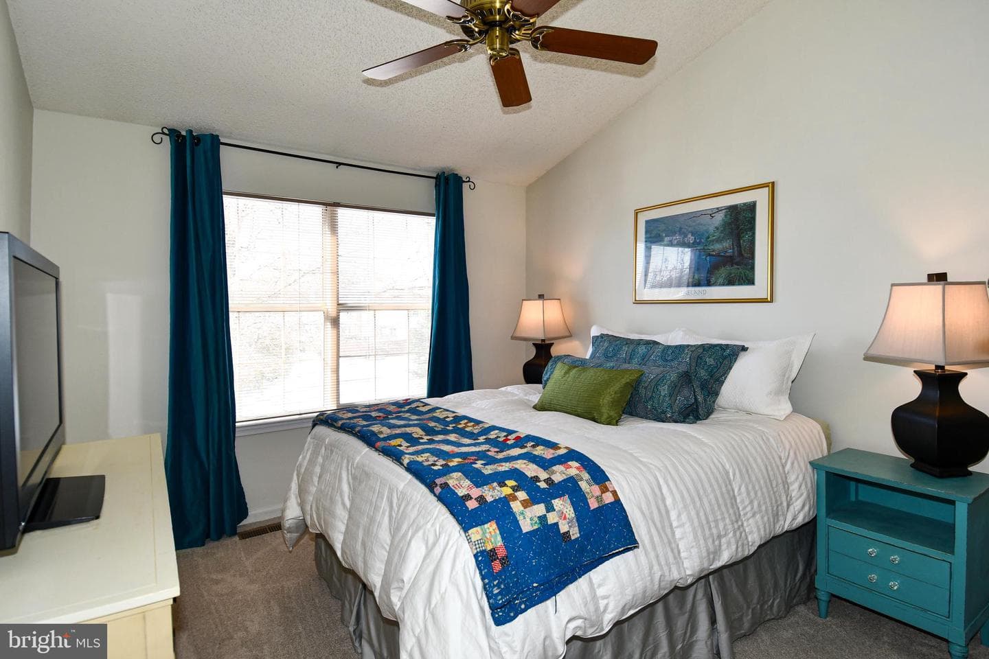 2697 McGuffeys Court photo 24