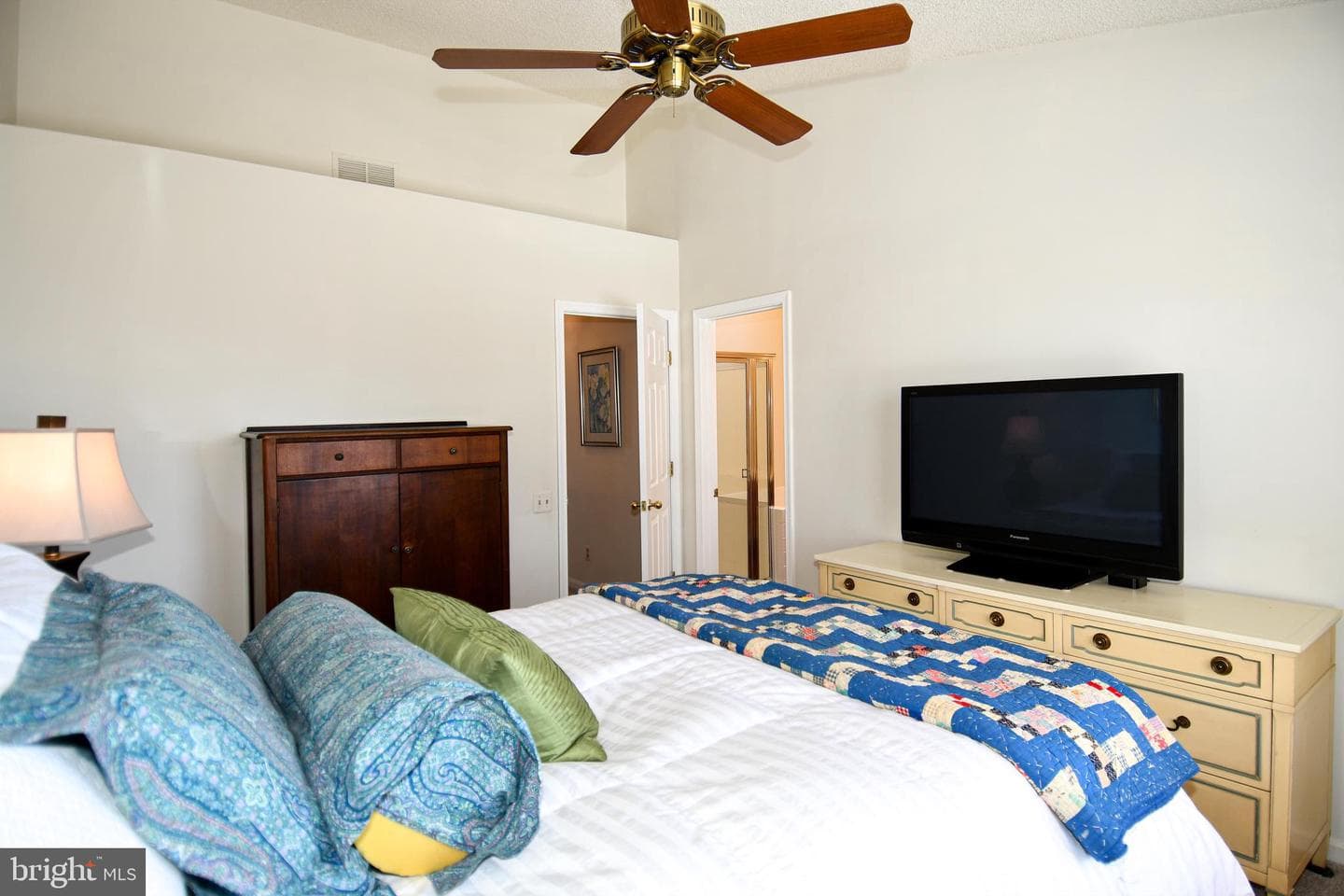 2697 McGuffeys Court photo 26