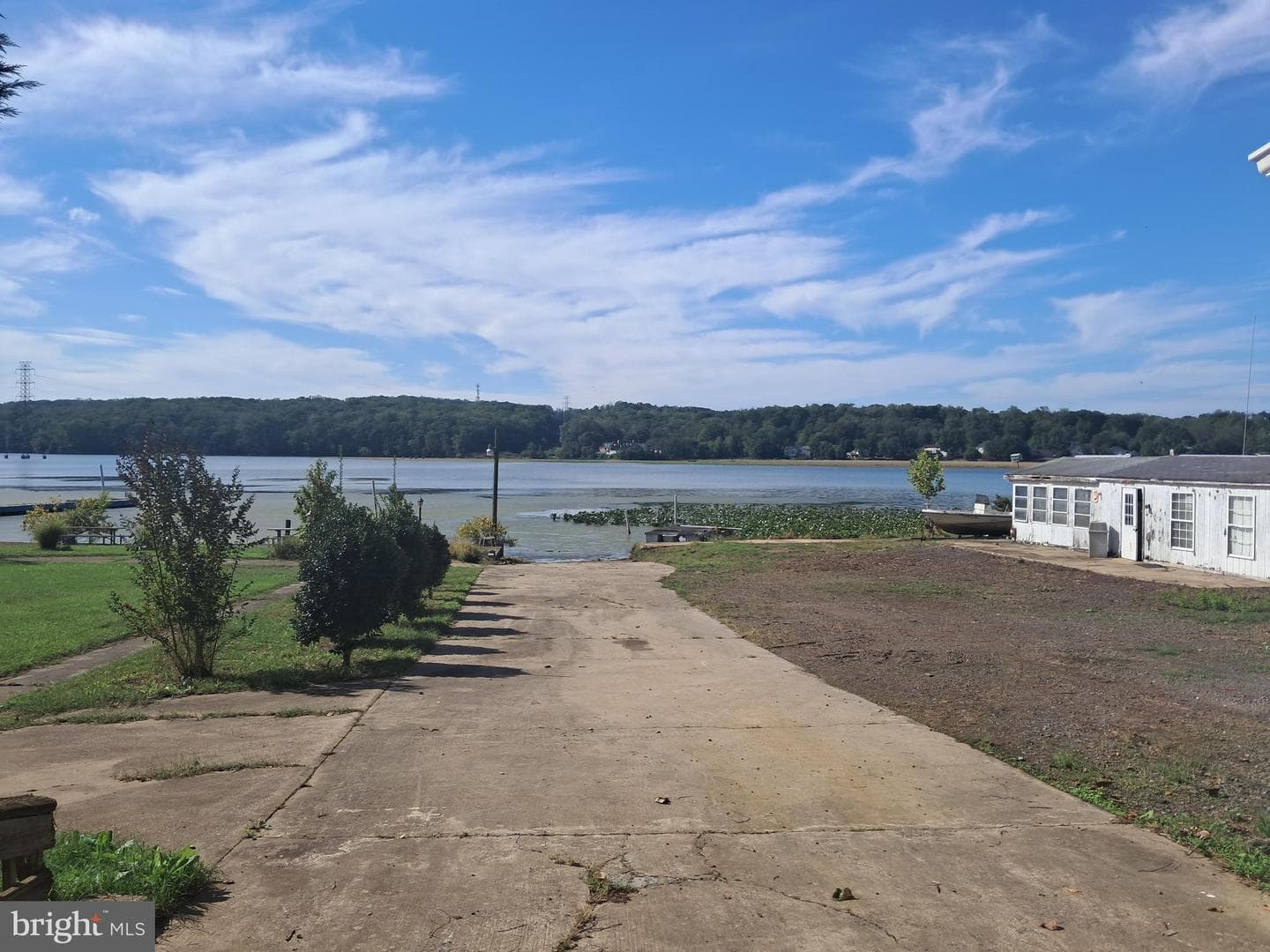 18306 Possum Point Road photo 2