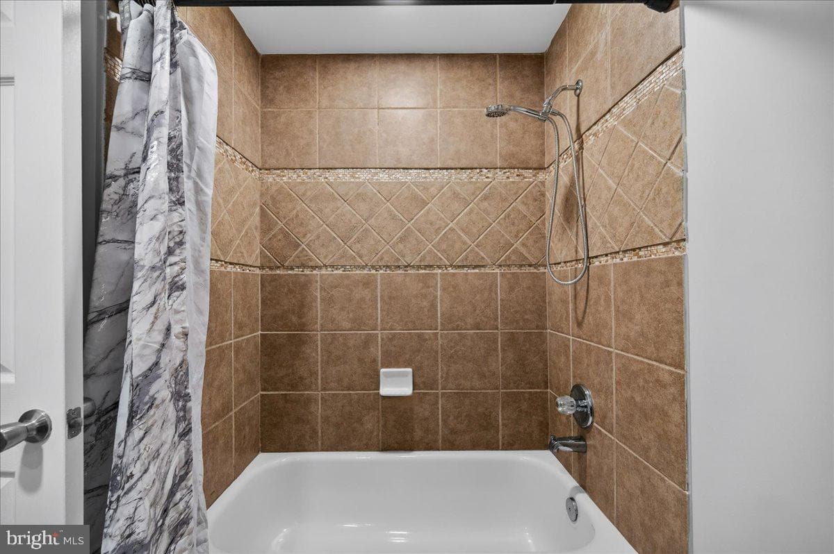 16294 Taconic Circle photo 19