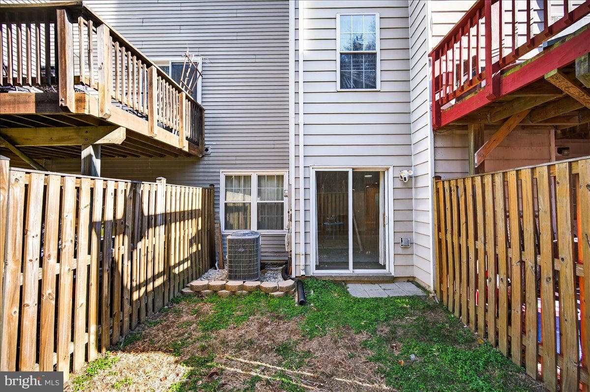 16294 Taconic Circle photo 28