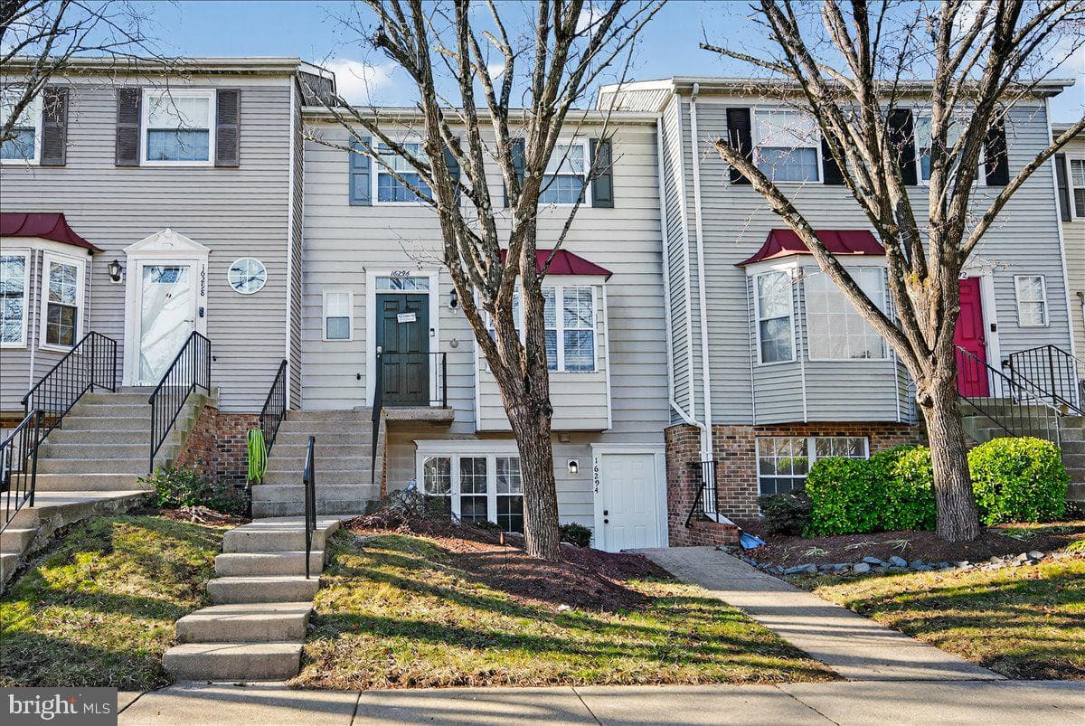 16294 Taconic Circle photo 3