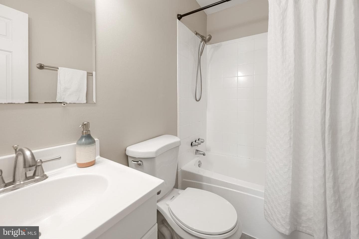3091 Tecumseh Court photo 21