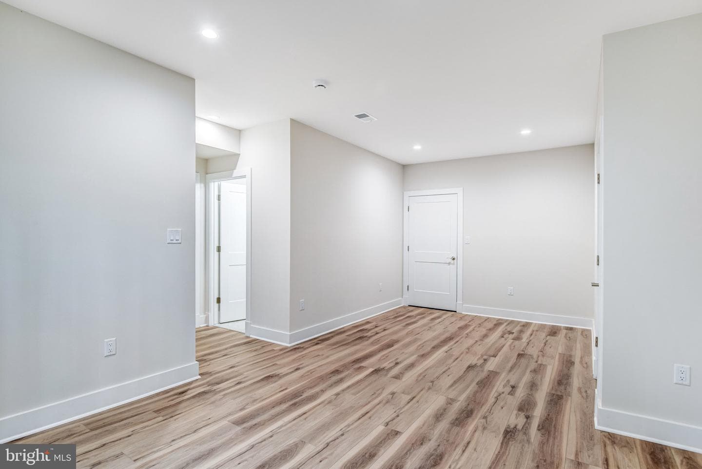 16220 Waterfall Road photo 32