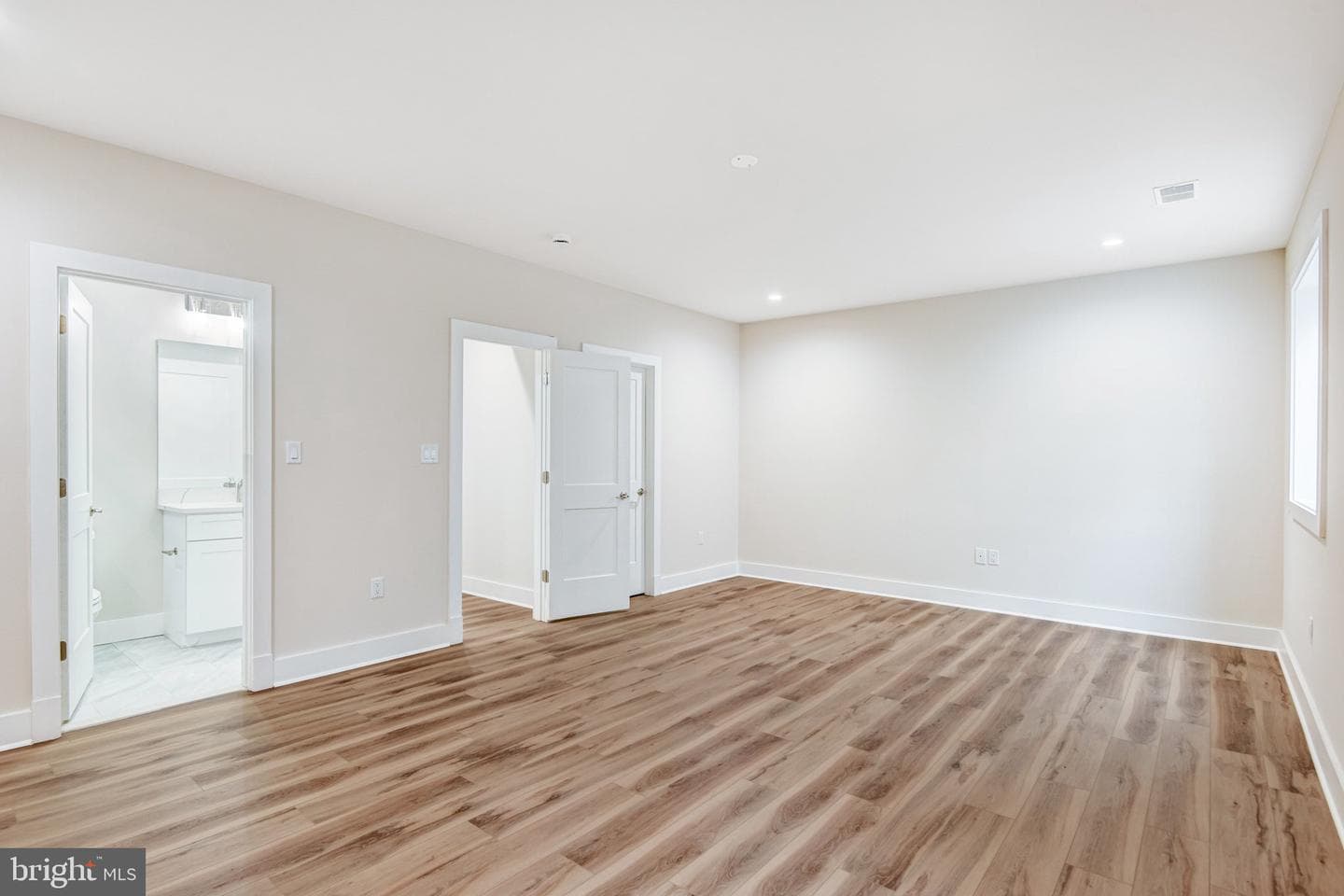 16220 Waterfall Road photo 33
