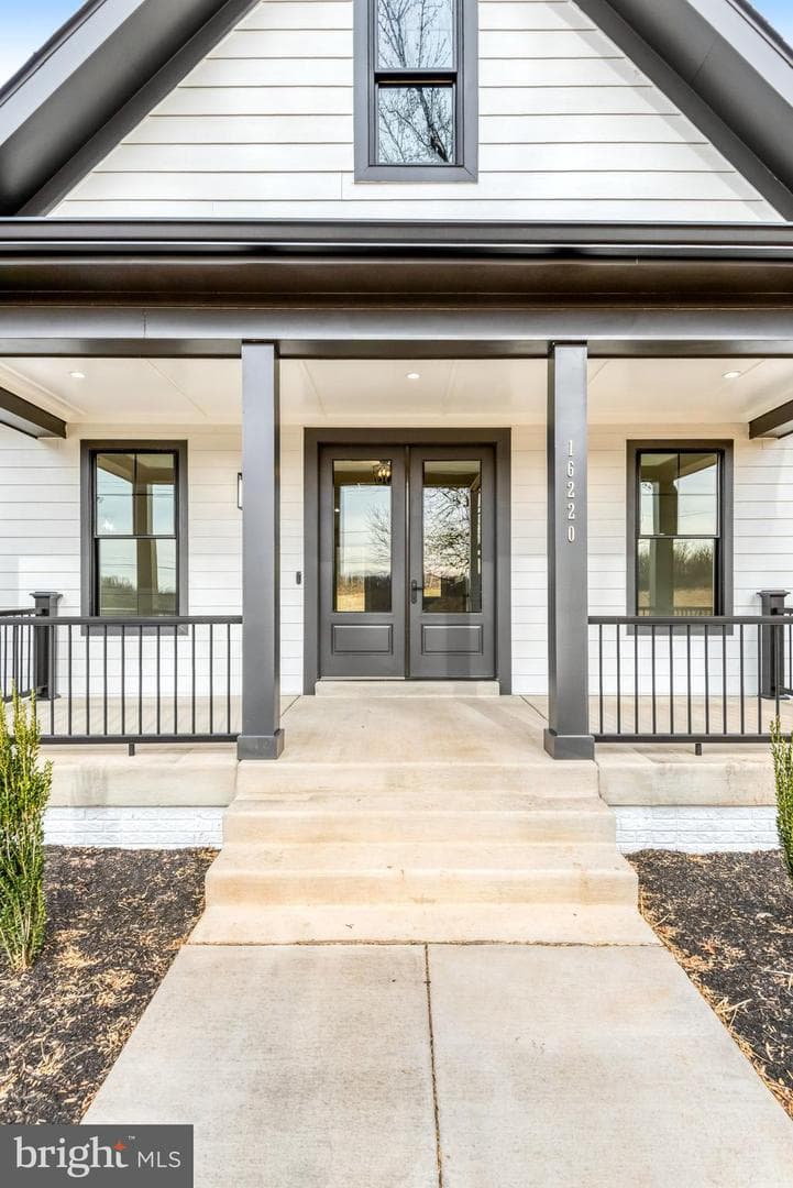 16220 Waterfall Road photo 4