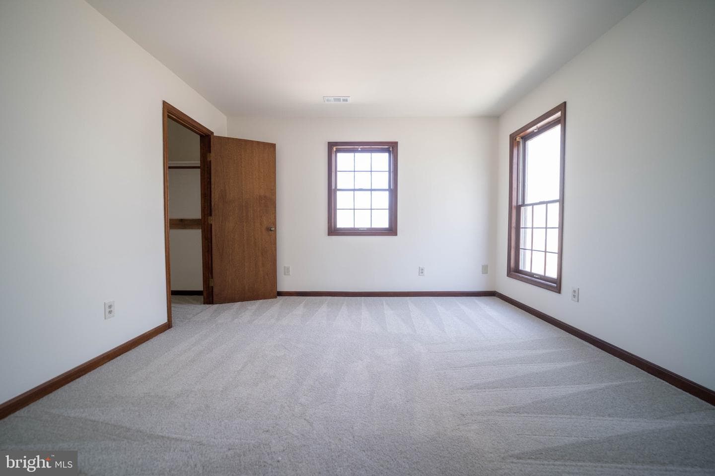 10754 Lake Forest Drive photo 39