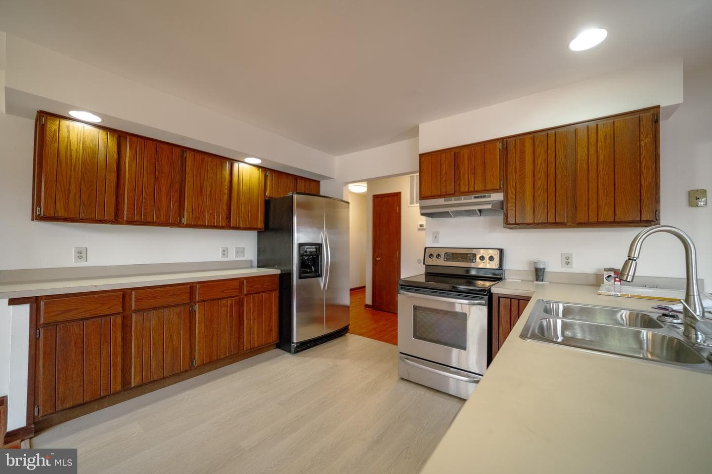 10754 Lake Forest Drive photo 5
