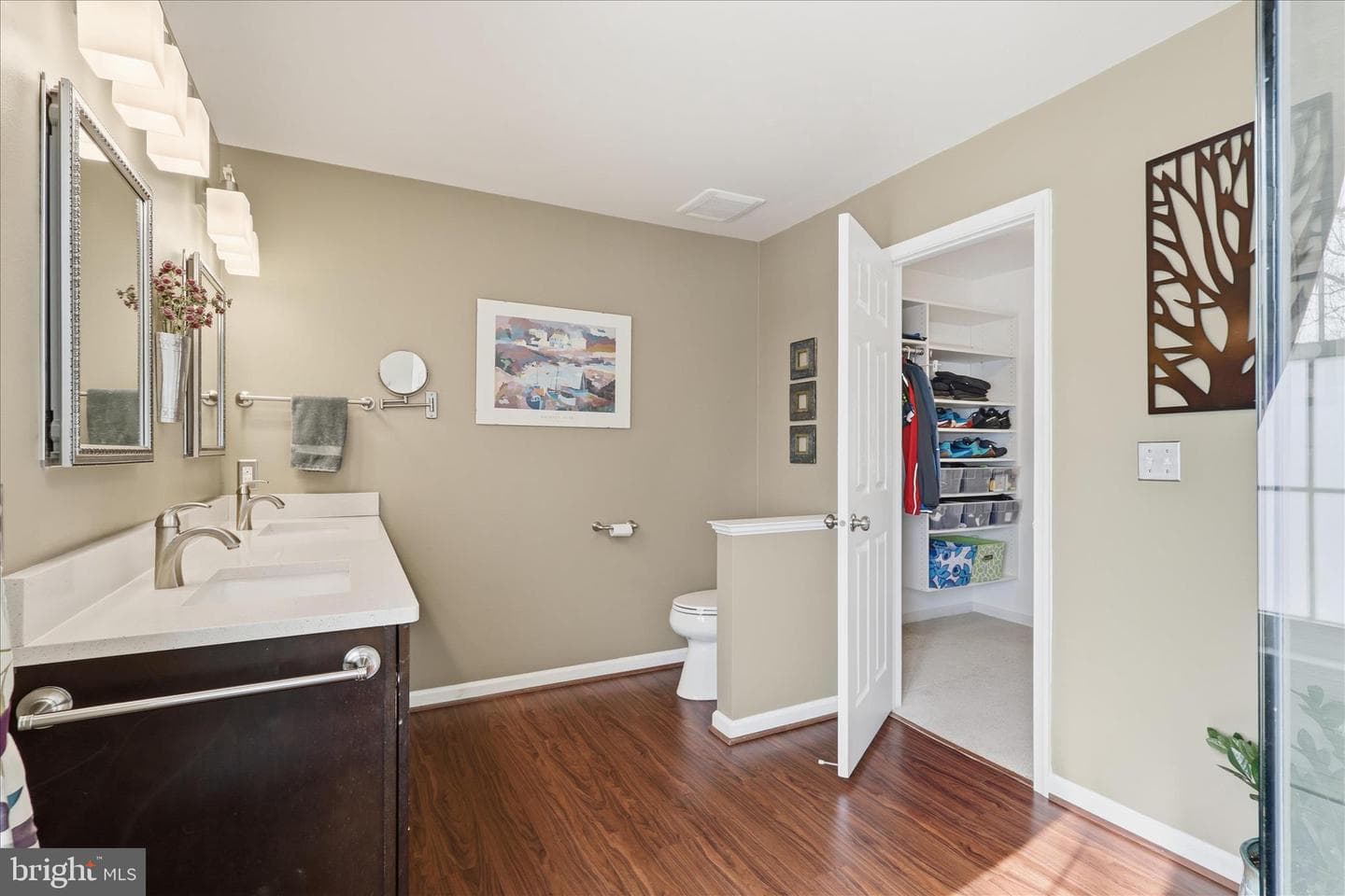 8191 Lone Oak Court photo 24