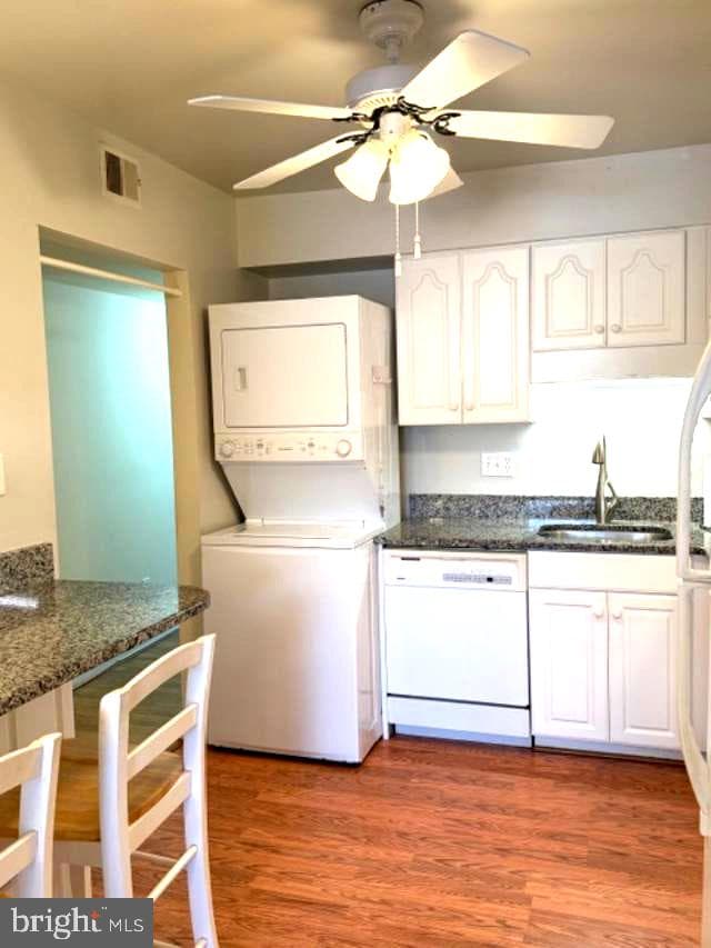 10620 Provincial Drive #a photo 7
