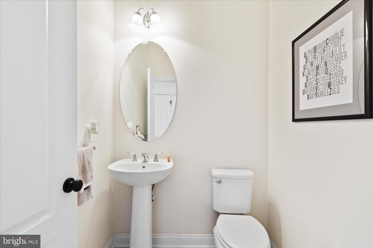 5806 Waterloo Bridge Circle photo 29