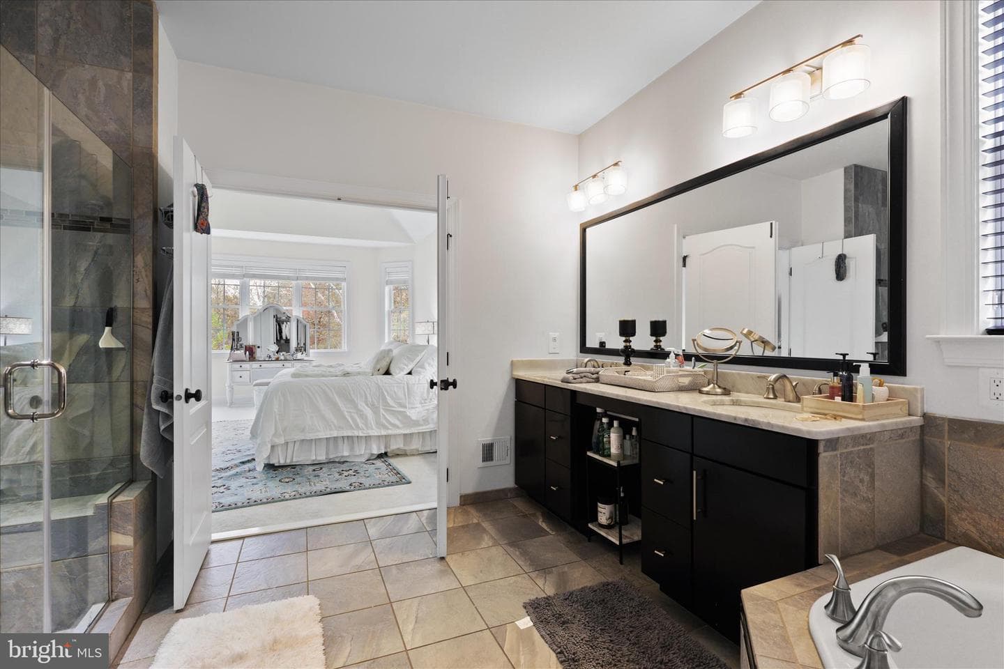 5806 Waterloo Bridge Circle photo 34