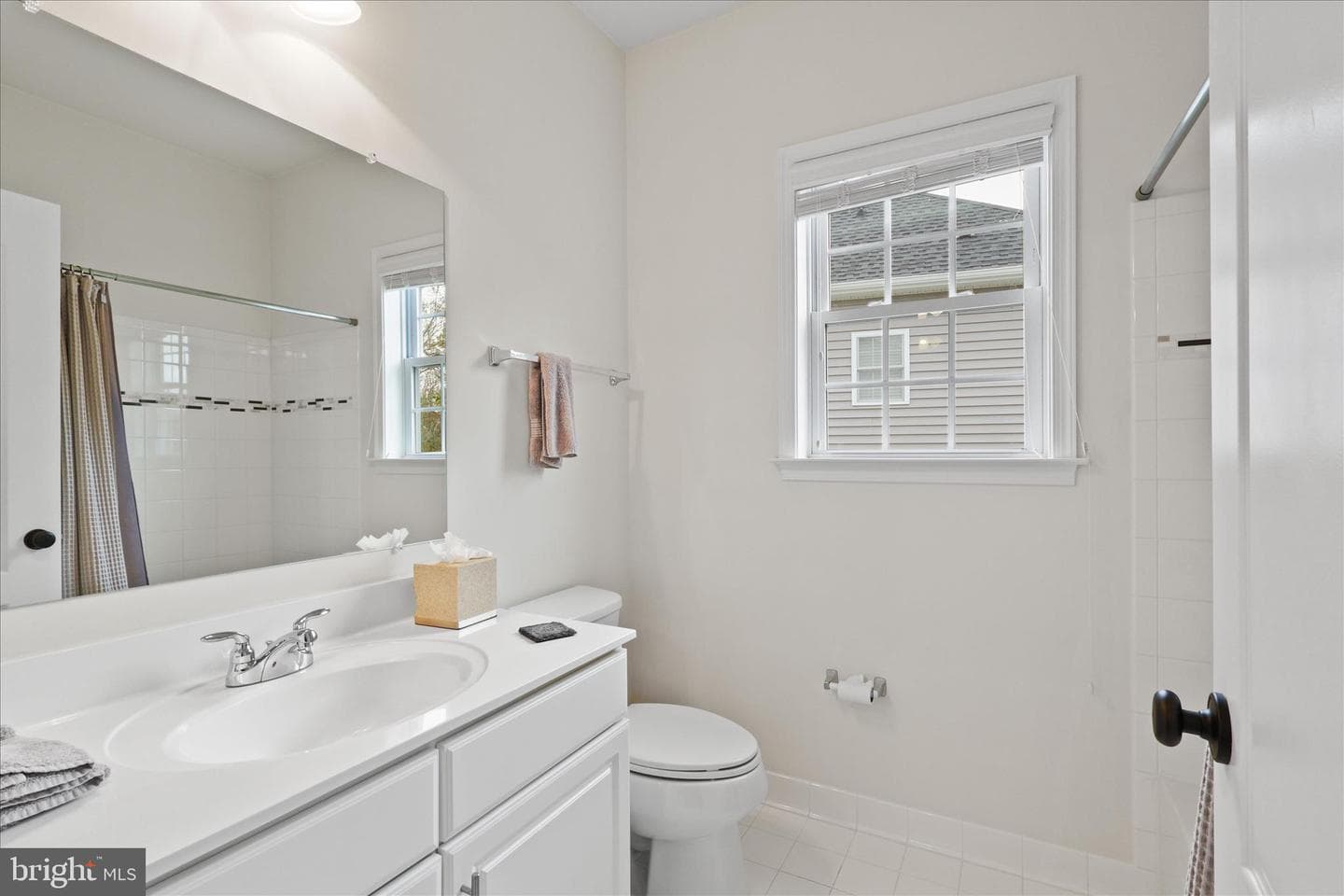 5806 Waterloo Bridge Circle photo 45